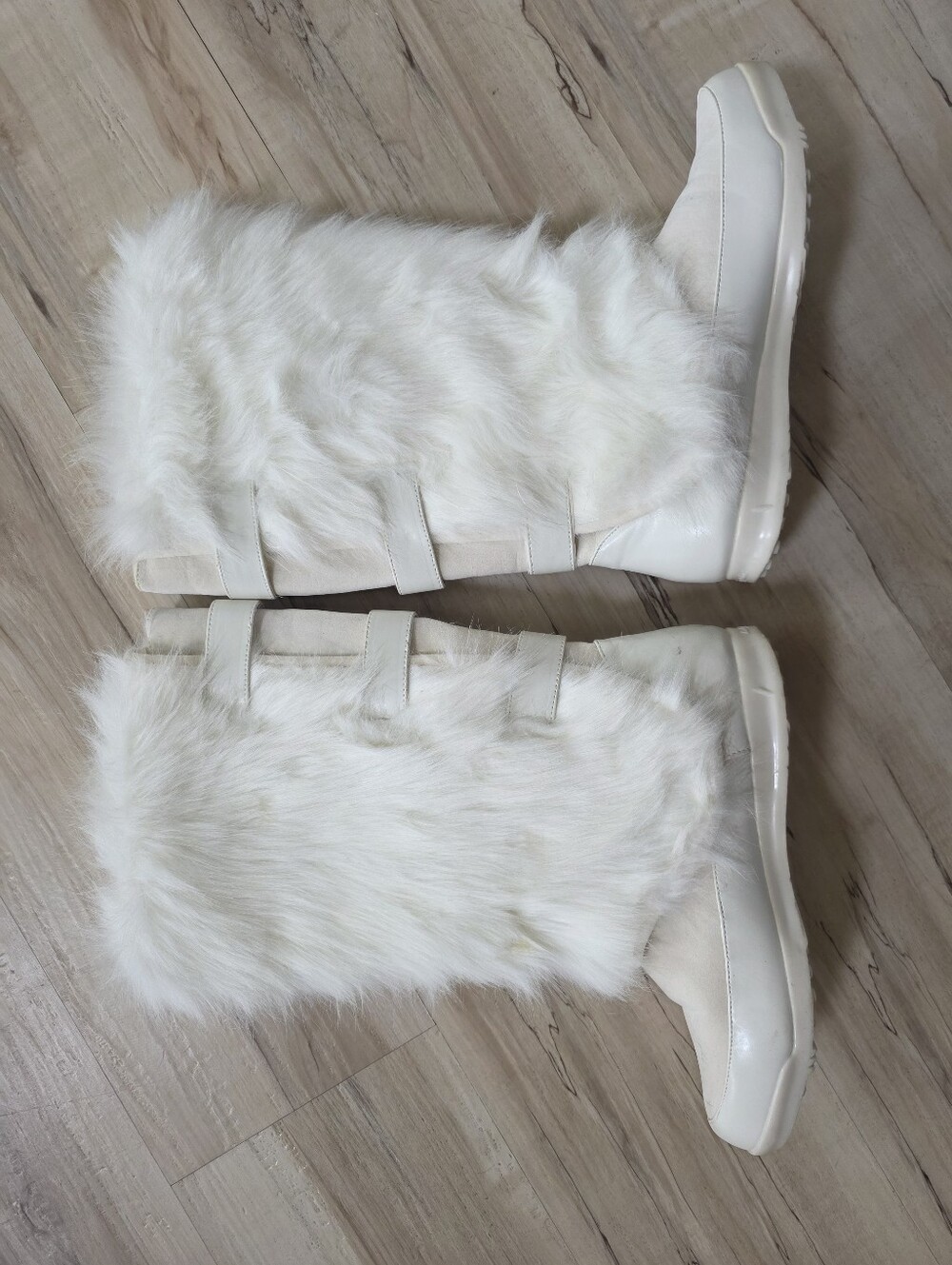 Vtg Baby Phat White Faux Fur Mid-Calf Winter Boots Y2K McBling 8.5M Apres - Picture 3 of 13